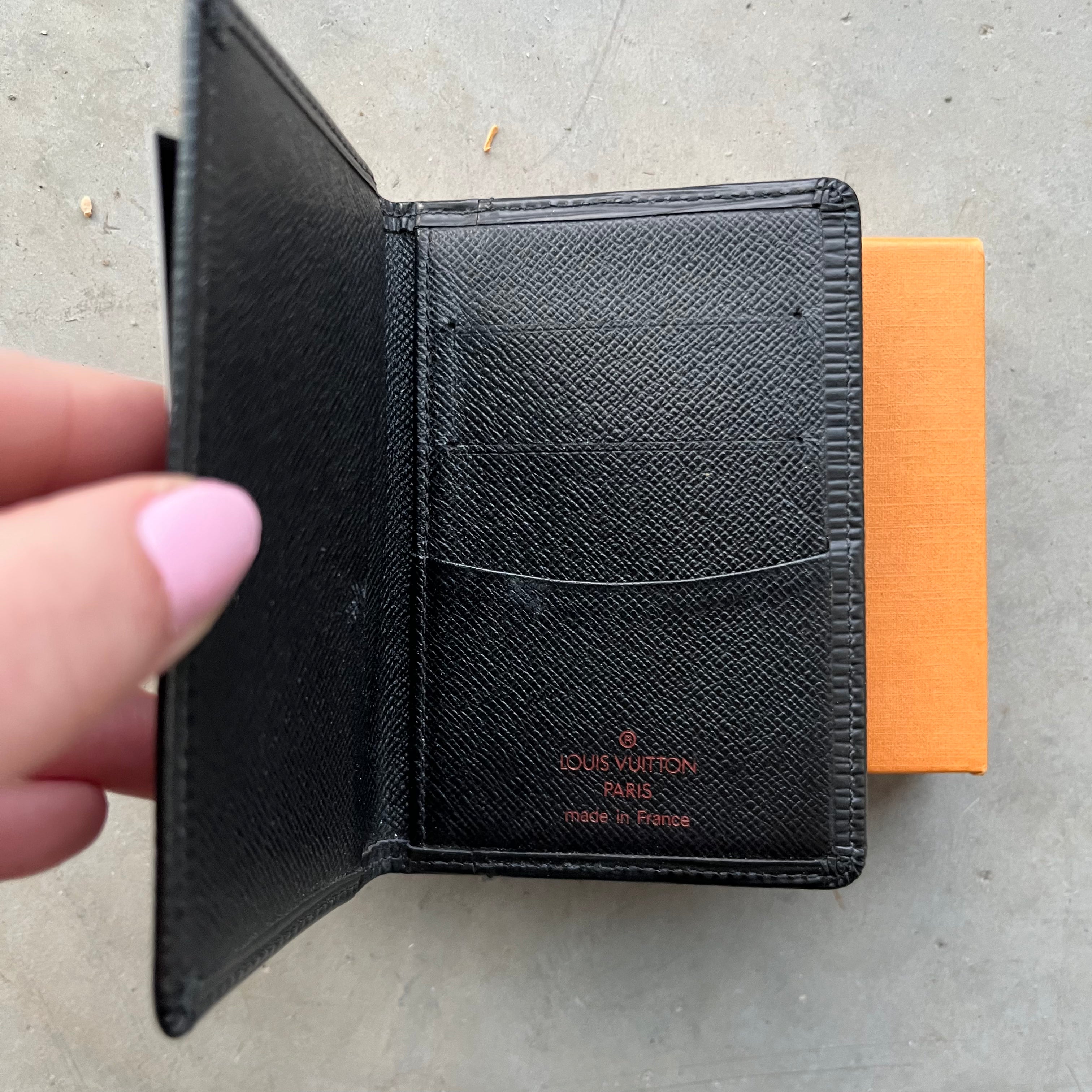 [Pre-Owned] Louis Vuitton Epi Cardholder Wallet